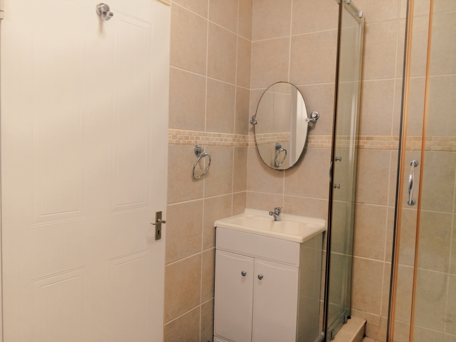 2 Bedroom Property for Sale in Reebok Western Cape